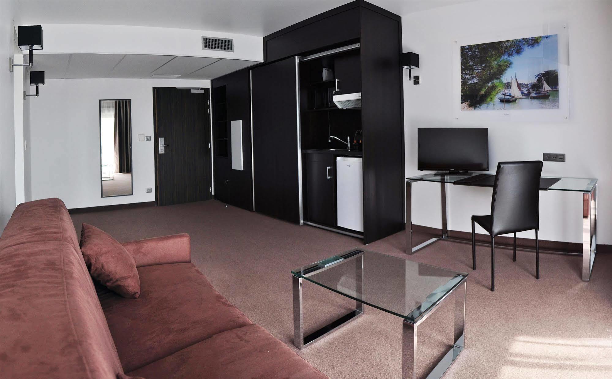 โกลเดน ทิวลิป ปอร์นิค Aparthotel ปอร์นิก ภายนอก รูปภาพ