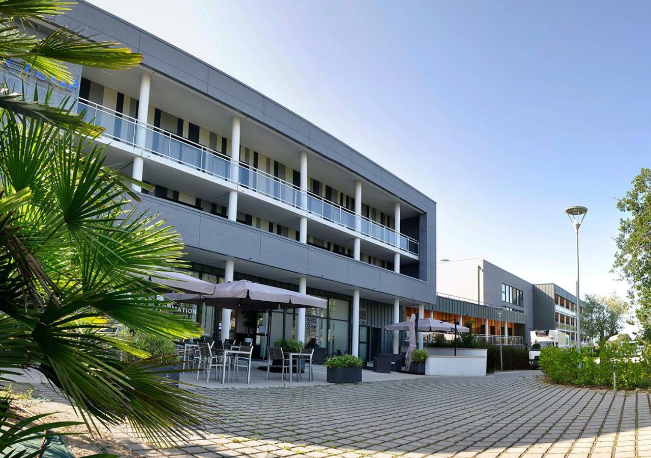 โกลเดน ทิวลิป ปอร์นิค Aparthotel ปอร์นิก ภายนอก รูปภาพ